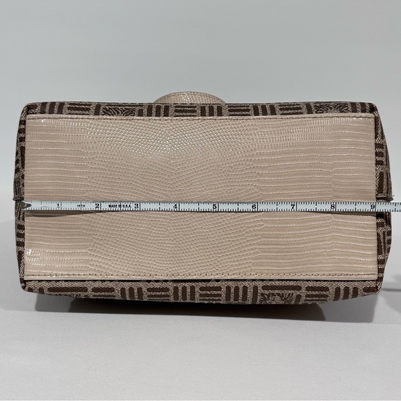 Anne Klein Lion Logo Crossbody Tote Bag - Picture 5 of 16